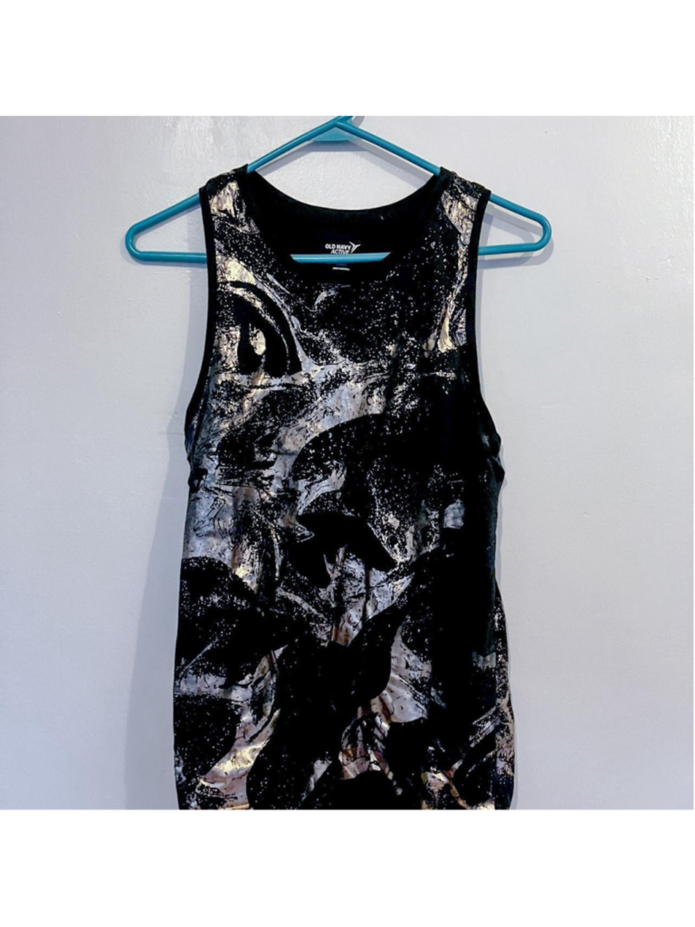 Old Navy Active Metallic Gold & Black Abstract Foil Tank